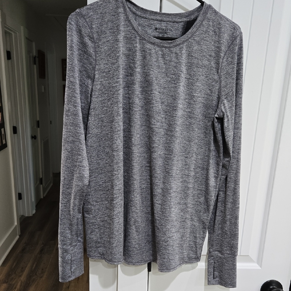 Athleta Medium Tall Heather Gray Long Sleeve Active Top